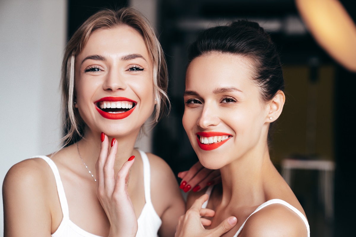 Why celebrities have perfect teeth