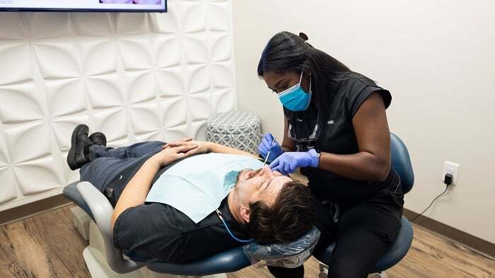 walk-in emergency dentist near me in Memphis